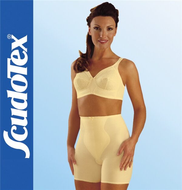 Scudotex 384 Cotton Silhouette Bermuda – Hosszított szárú pamut alakformáló fűzőnadrág – Beige